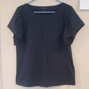 EUC women's Banana Republic top